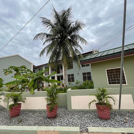 Connect Africa Apartments Spintex エクステリア 写真