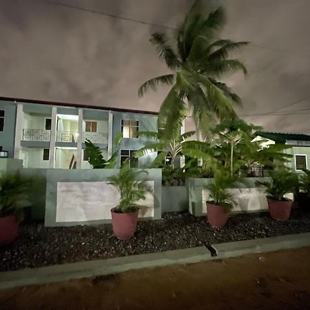 Connect Africa Apartments Spintex エクステリア 写真