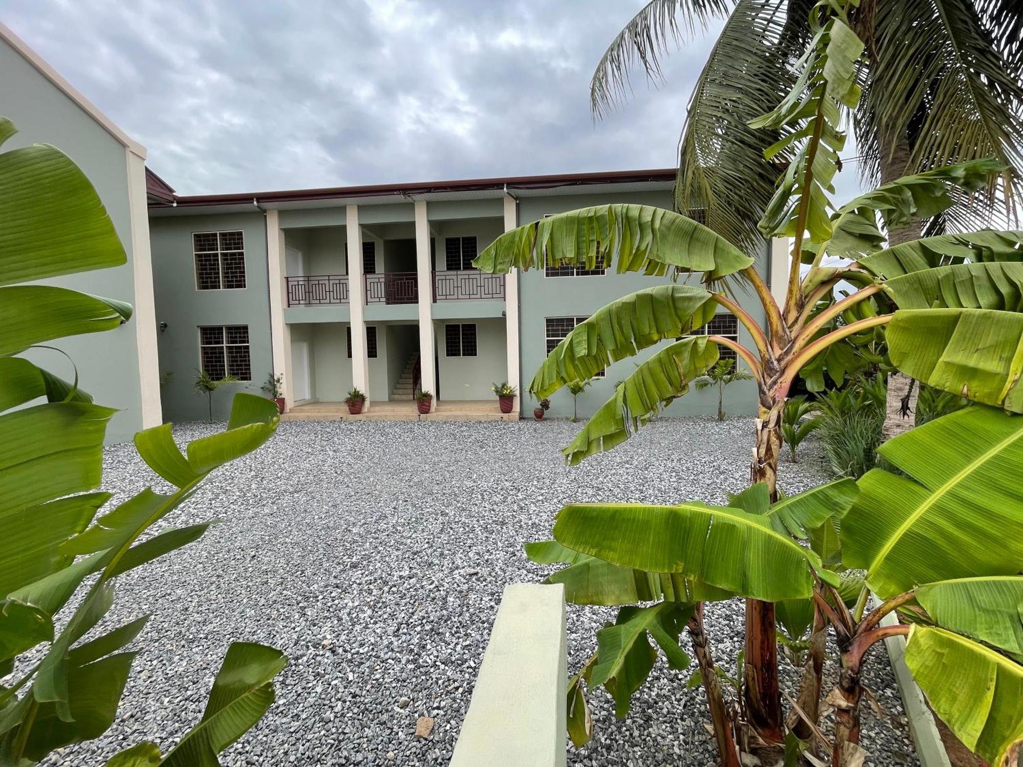 Connect Africa Apartments Spintex エクステリア 写真